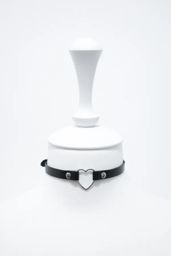 Чокер с сердечком